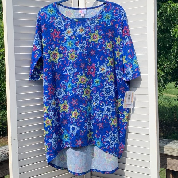 LuLaRoe Tops - LuLaRoe Irma Top